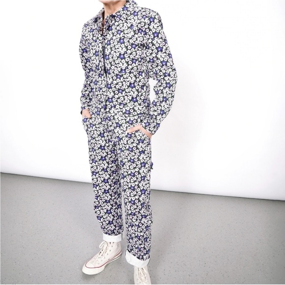 Wildfang The Essential Coveralls in Floral Print - Picture 2 of 9